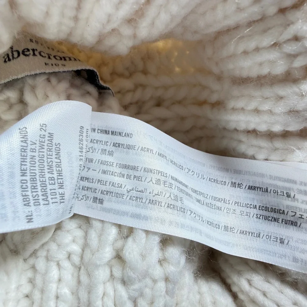 Abercrombie & Fitch Kids Cream Ribbed Knit Beanie with Faux Fur Pom Pom A&F
